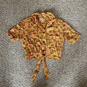 Urban Outfitters XS cropped button down